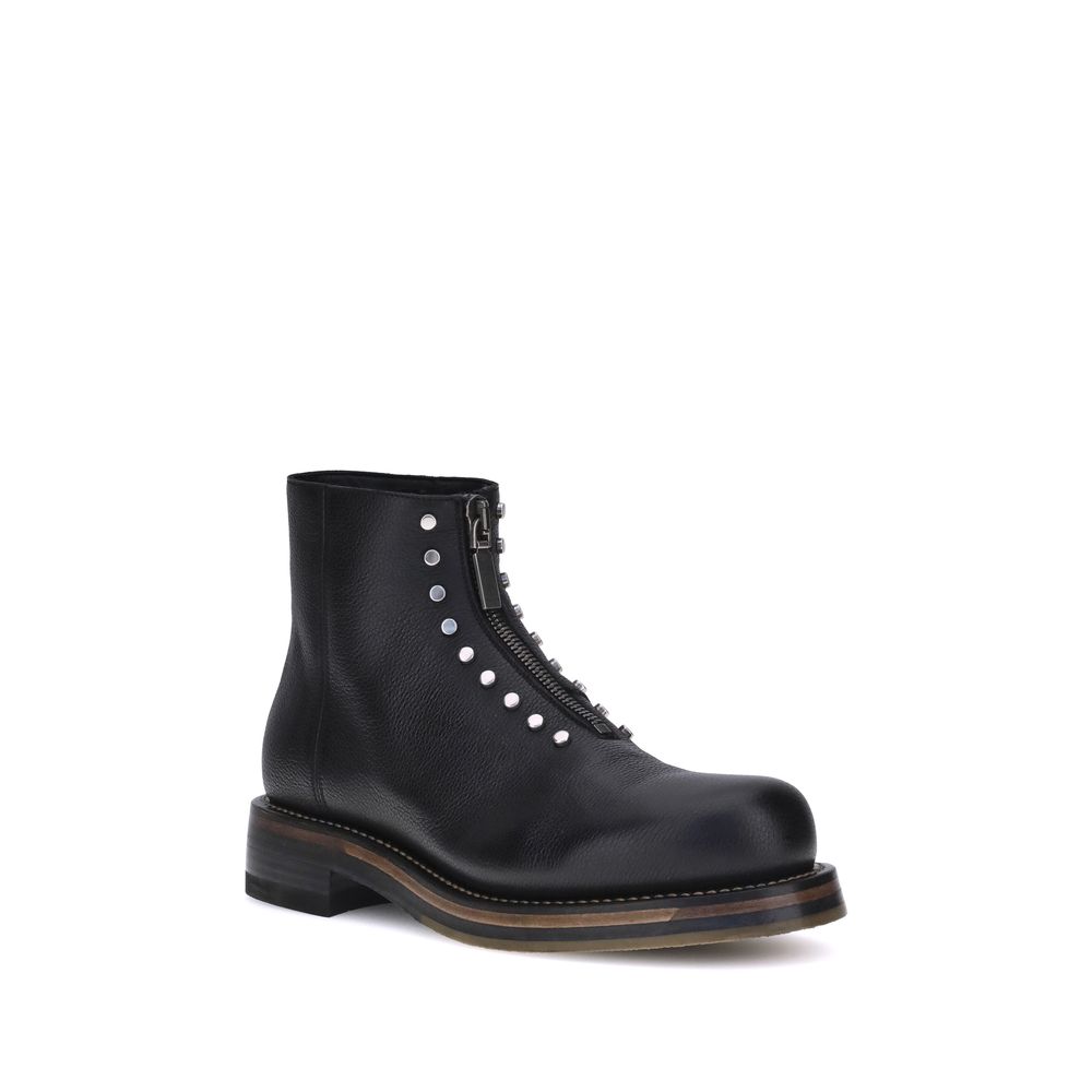 Bottines en cuir cloutées Alexander McQueen