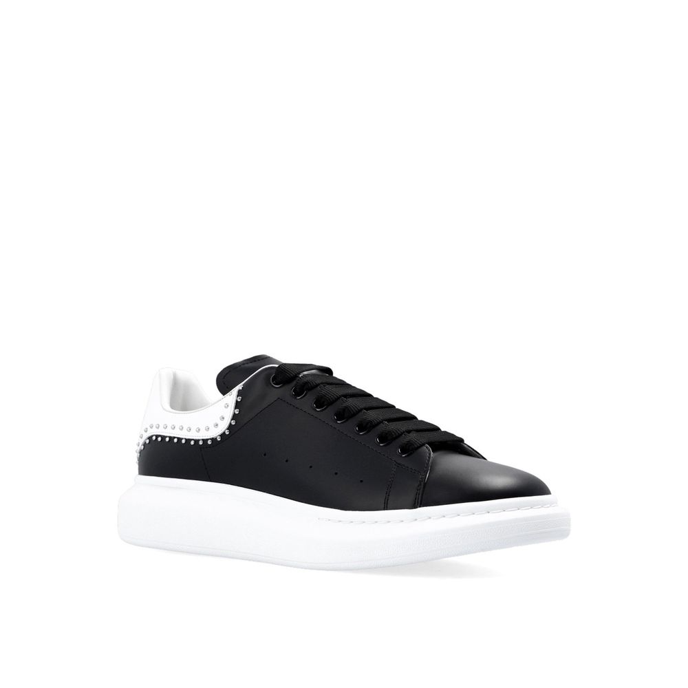 Baskets oversize cloutées Alexander McQueen