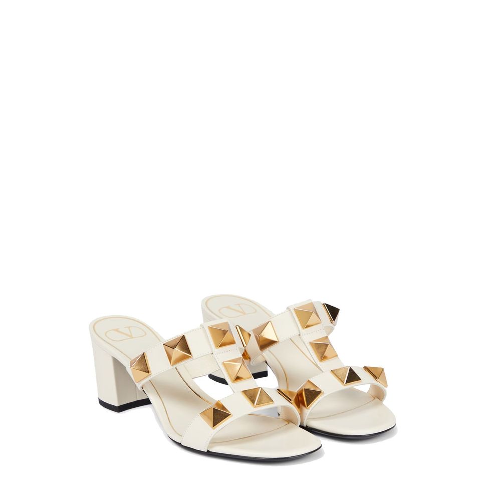 Sandales en cuir à clous romains Valentino Garavani