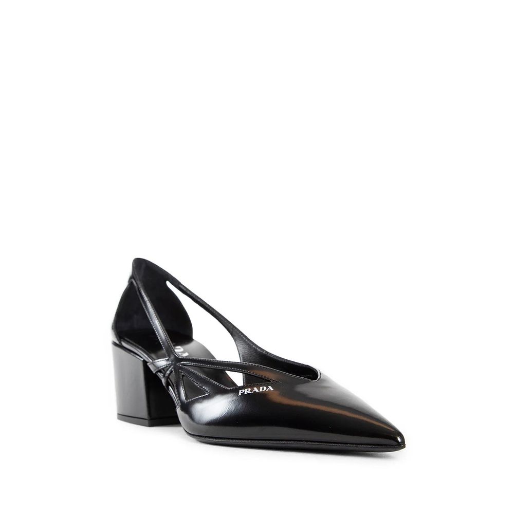 Escarpins Prada en cuir brossé à découpes