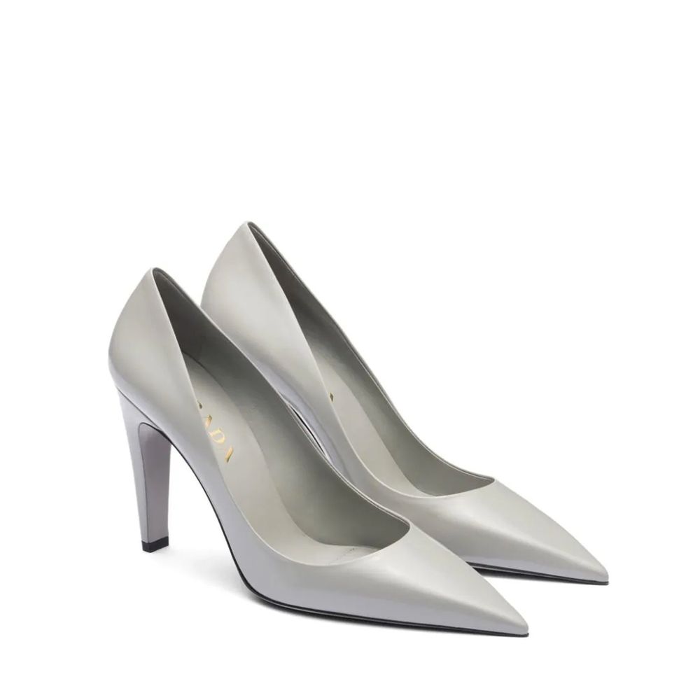 Escarpins Prada en cuir brossé
