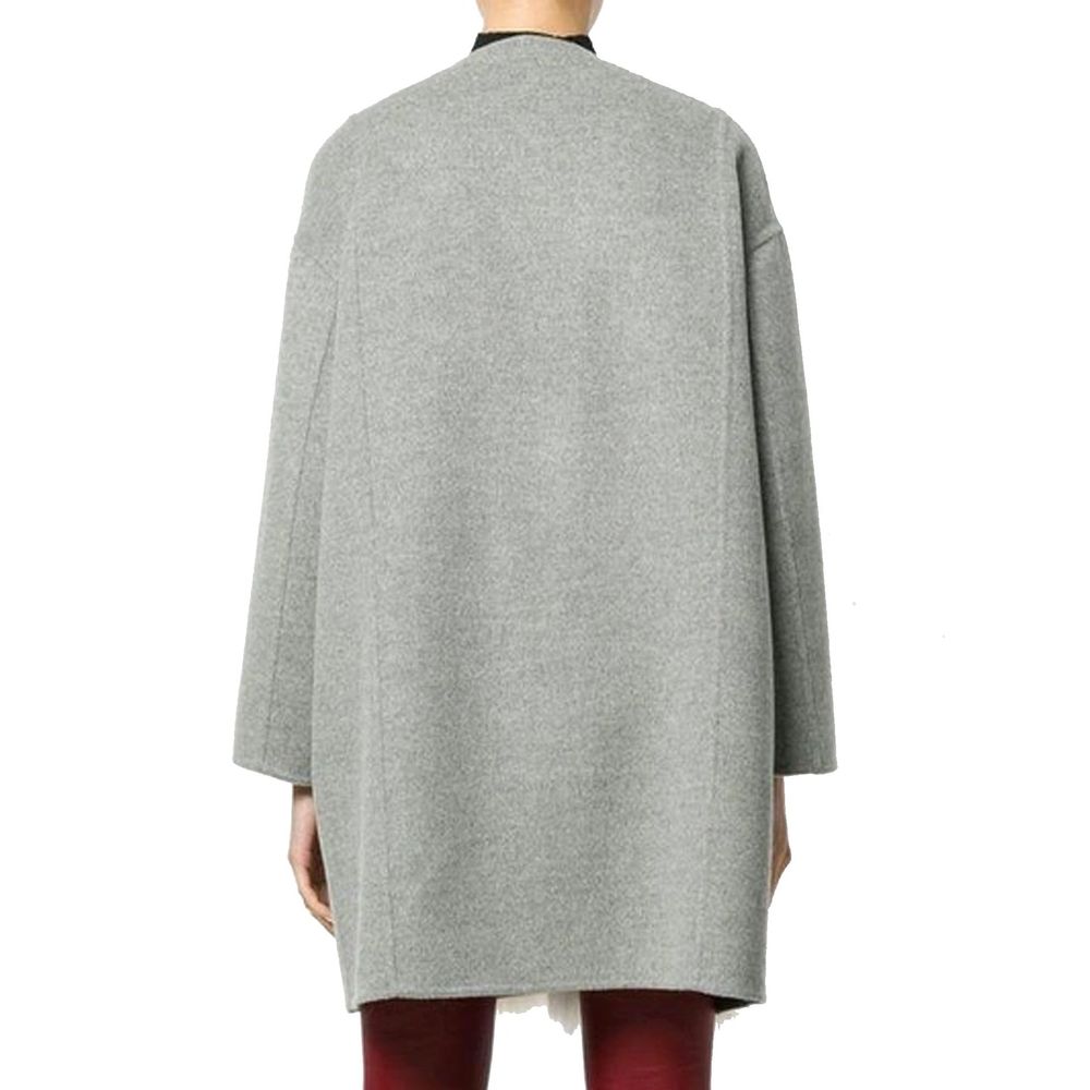 Manteau en cachemire avec bordure en fourrure Fendi