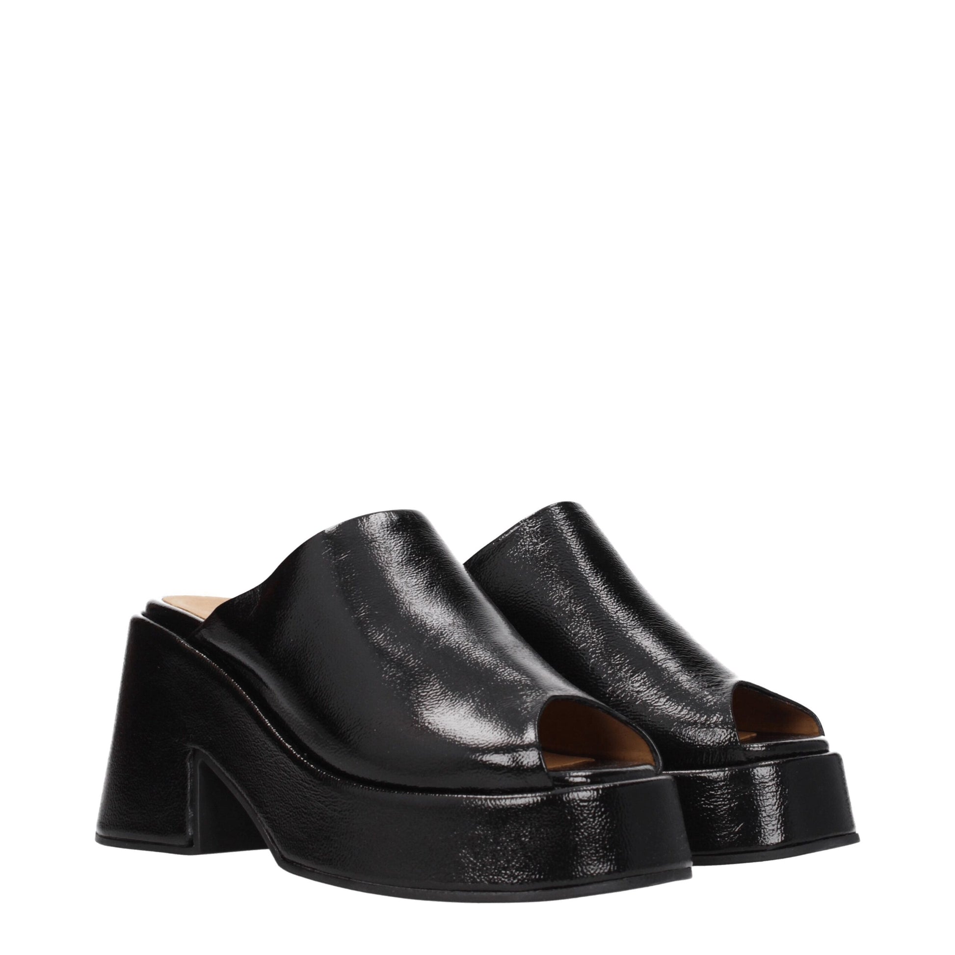 Sandales chaussons en cuir noir Ganni