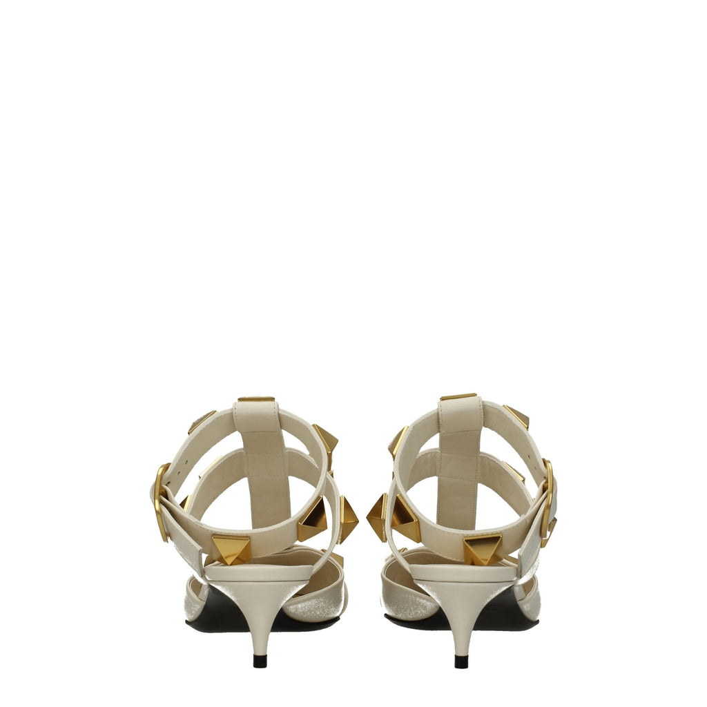 Sandales à talons aiguilles en cuir beige Valentino Garavani