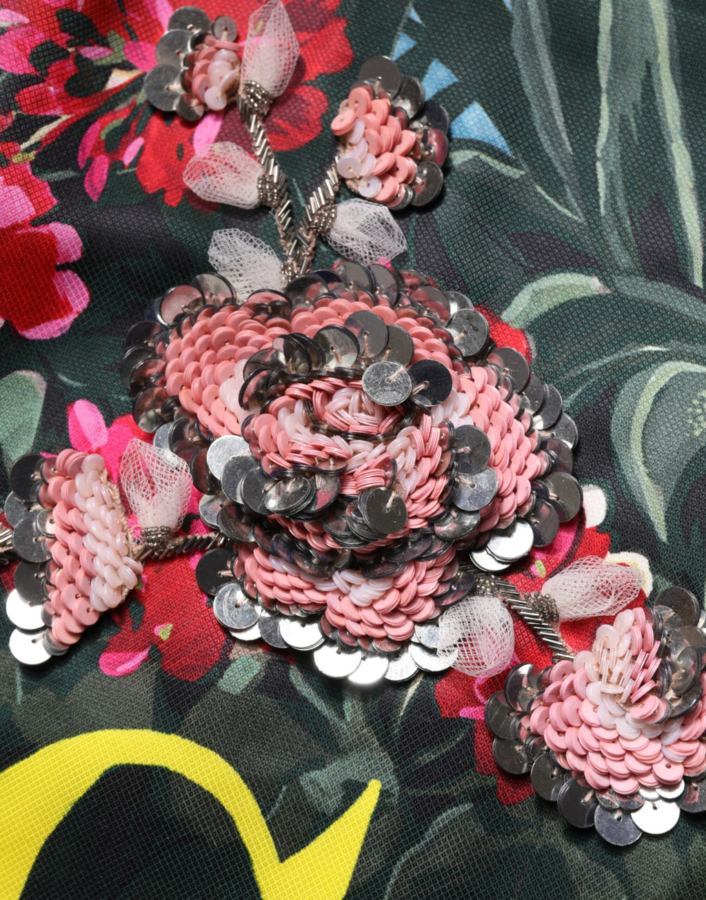 Robe courte trapèze ornée de cristaux multicolores Dolce &amp; Gabbana