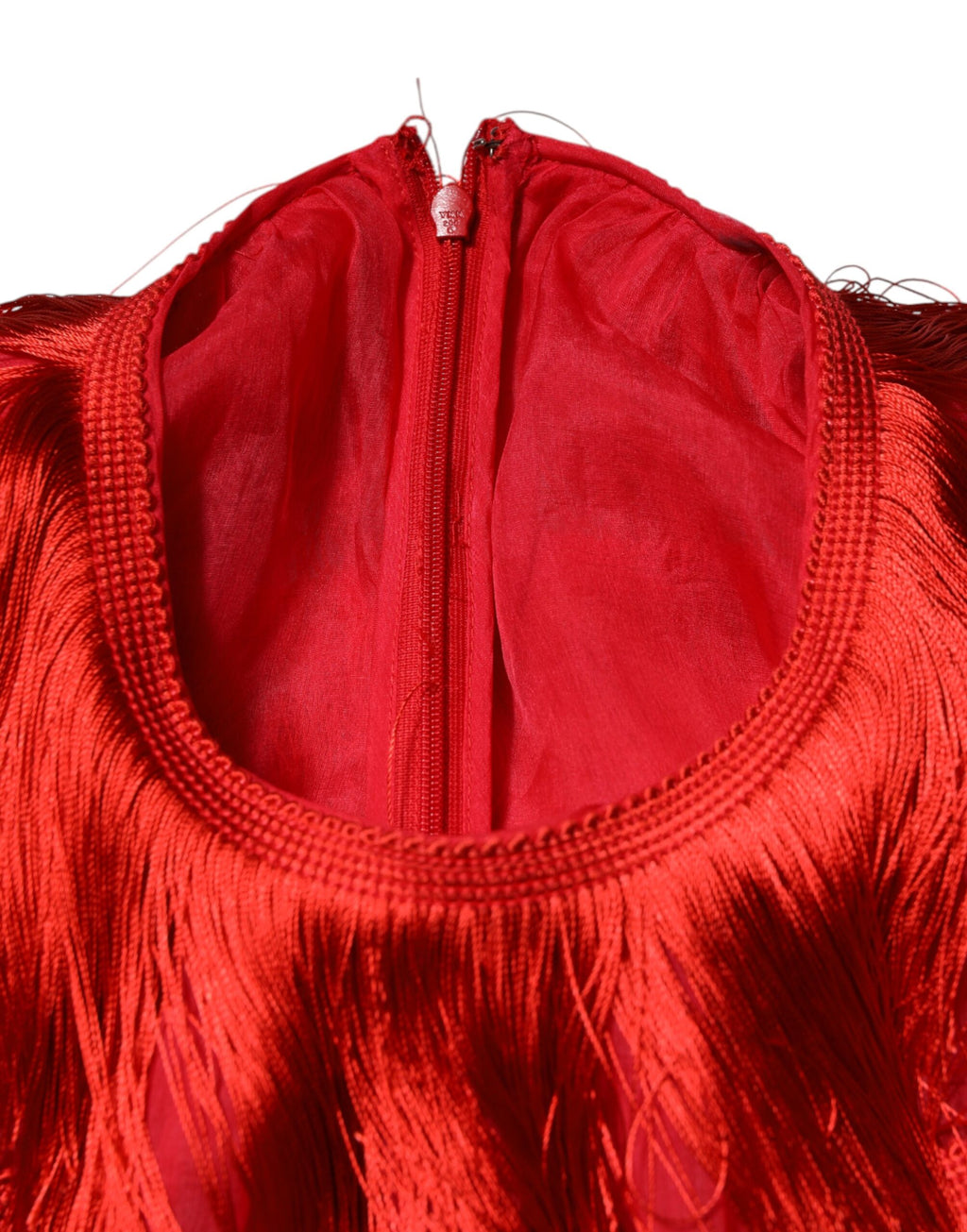 Robe droite à franges en soie rouge Dolce &amp; Gabbana, longueur genou
