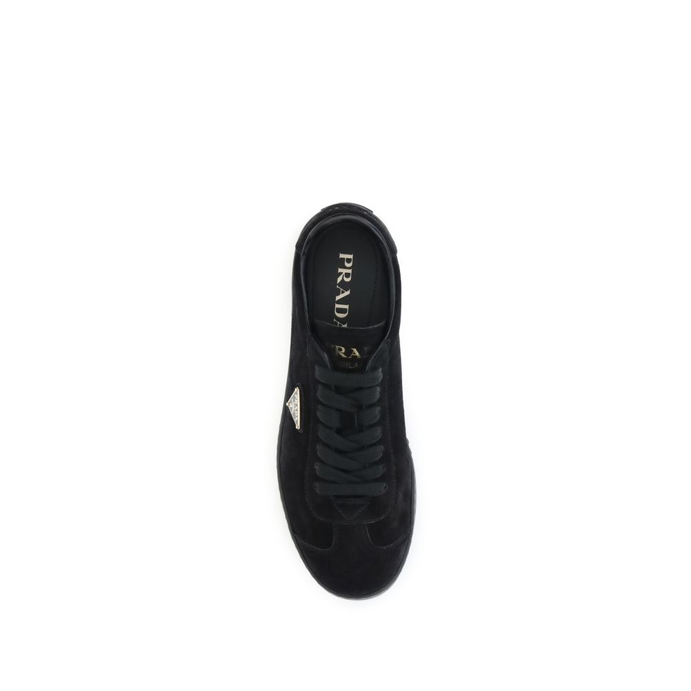 Baskets en daim Prada
