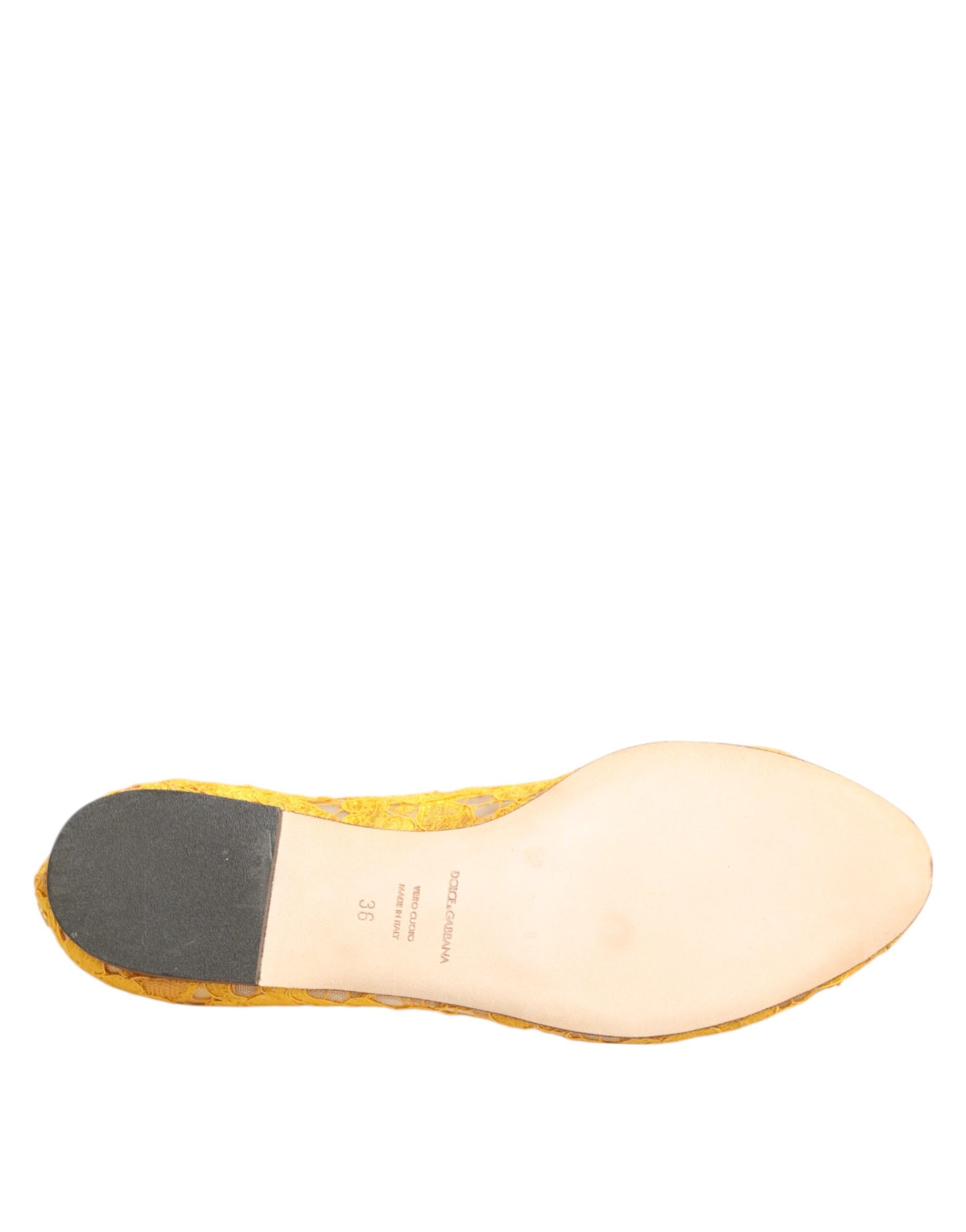 Chaussures plates Dolce &amp; Gabbana jaunes en dentelle Taormina et cristaux
