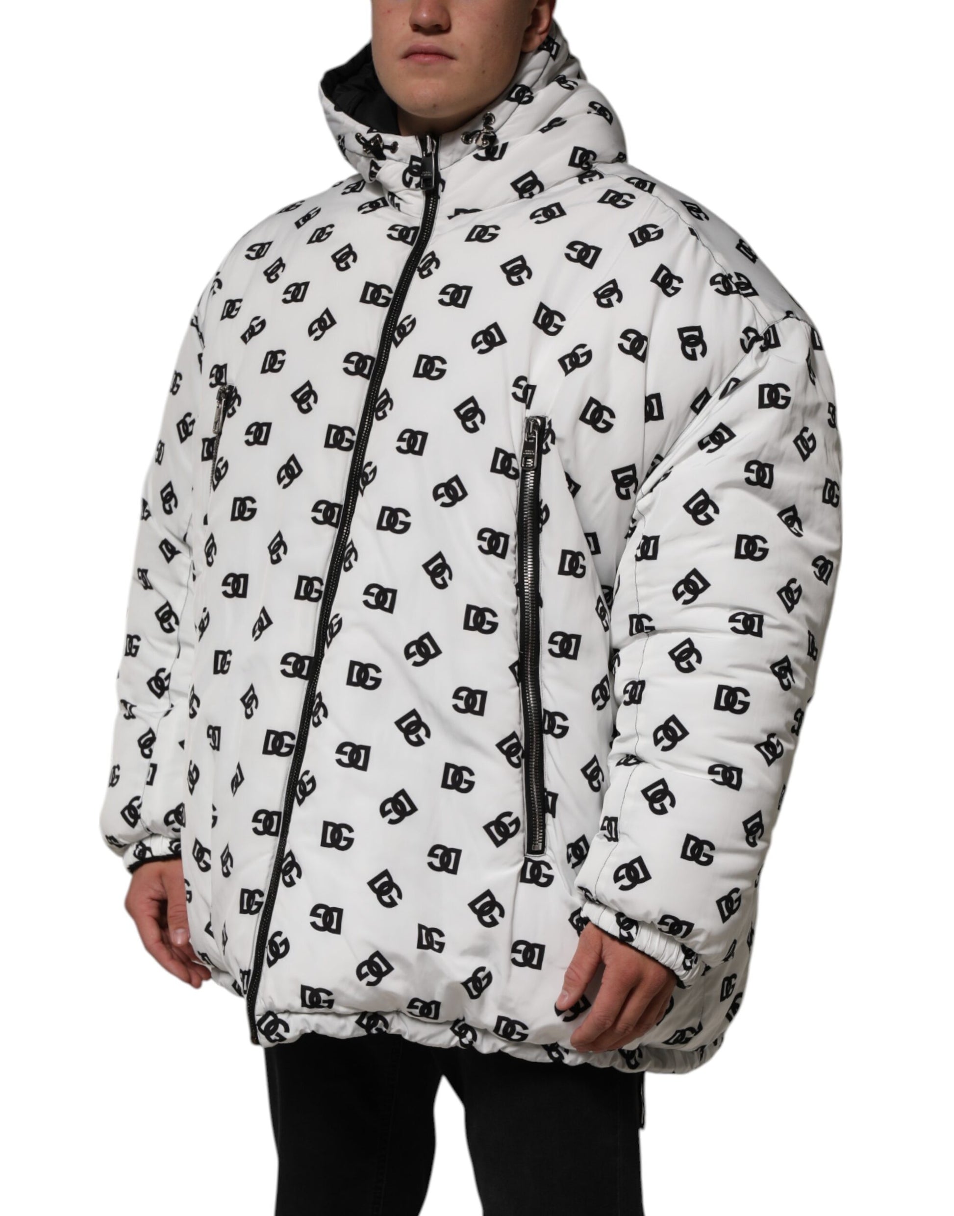 Doudoune à capuche blanche Dolce &amp; Gabbana avec monogramme DG