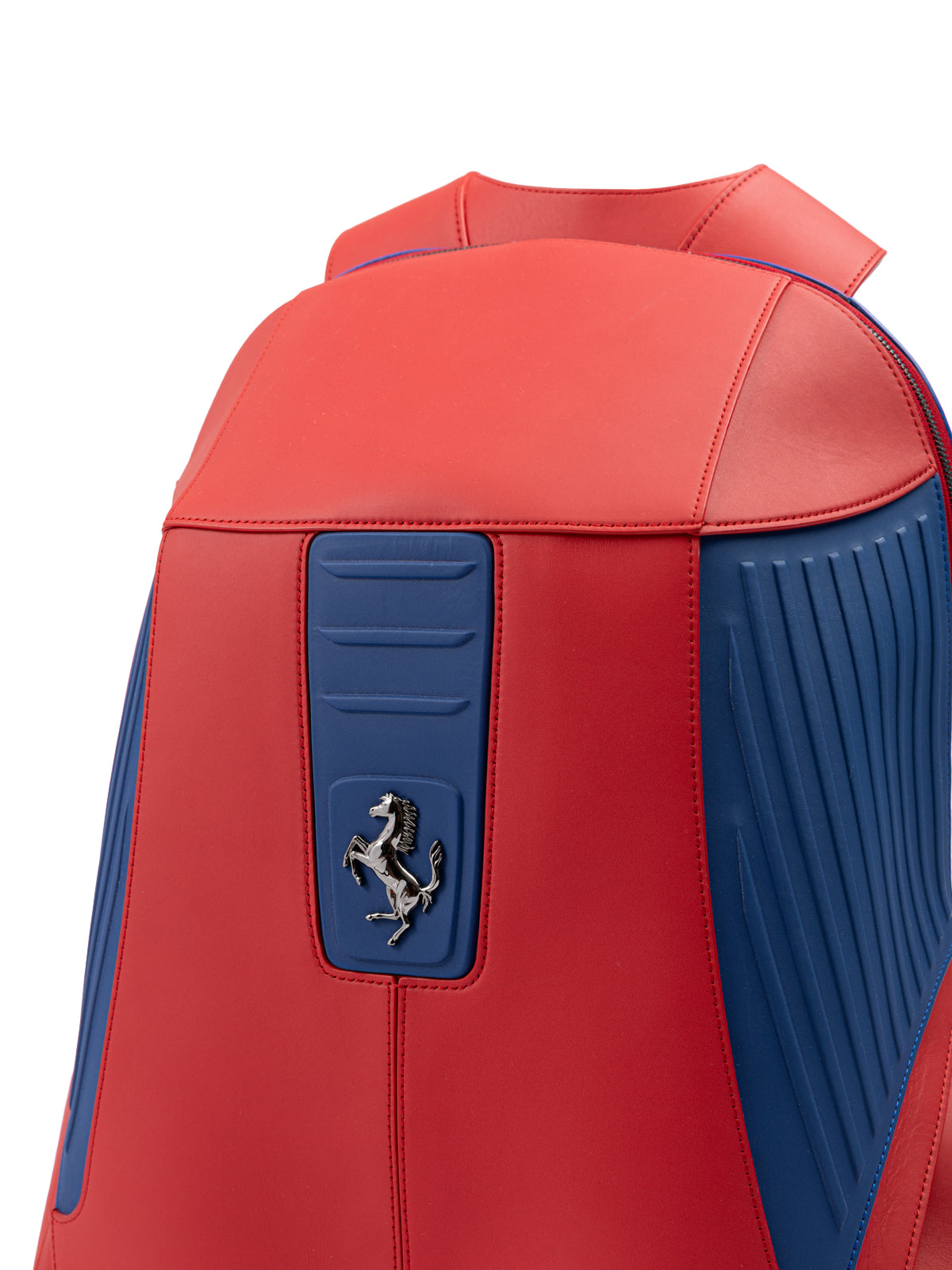 Sac à dos technique en cuir rouge Ferrari