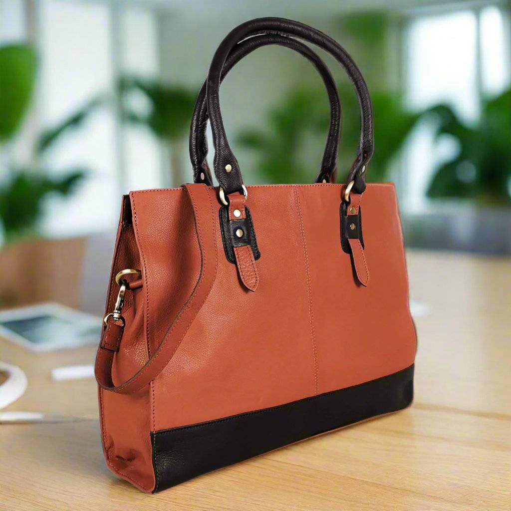 The Signature 17" Bag, Brown-3